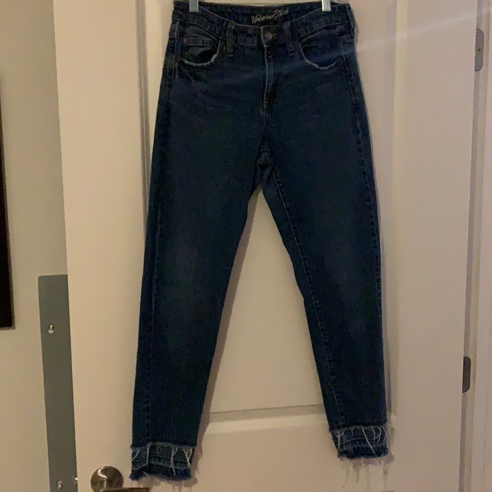 Universal thread straight leg denim